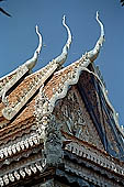 Tonle Sap - Kampong Phluk village - the local pagoda 